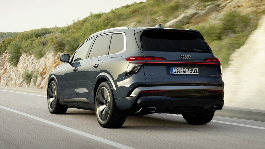На фото: Audi Q7