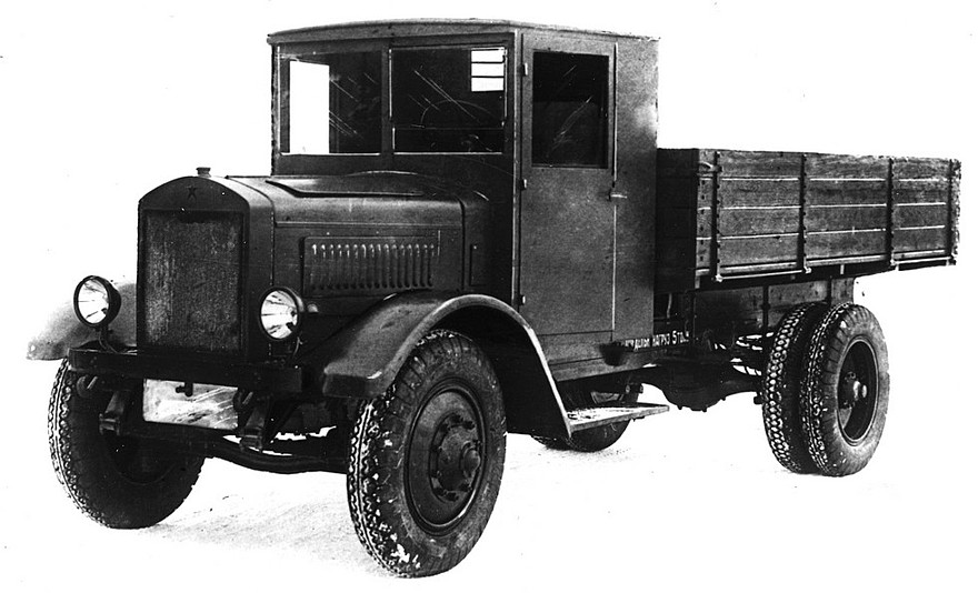 Многоцелевой грузовой автомобиль Я-5