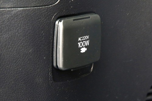 Розетка USB 2.4A круглая два выхода с подсветкой d22
