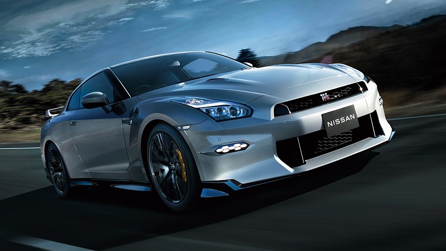 Nissan GT-R поколения R35