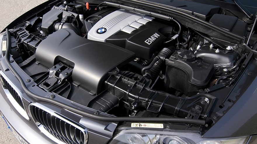 Замена мотора BMW Киев цена. Стоимость замены двигателя BMW.