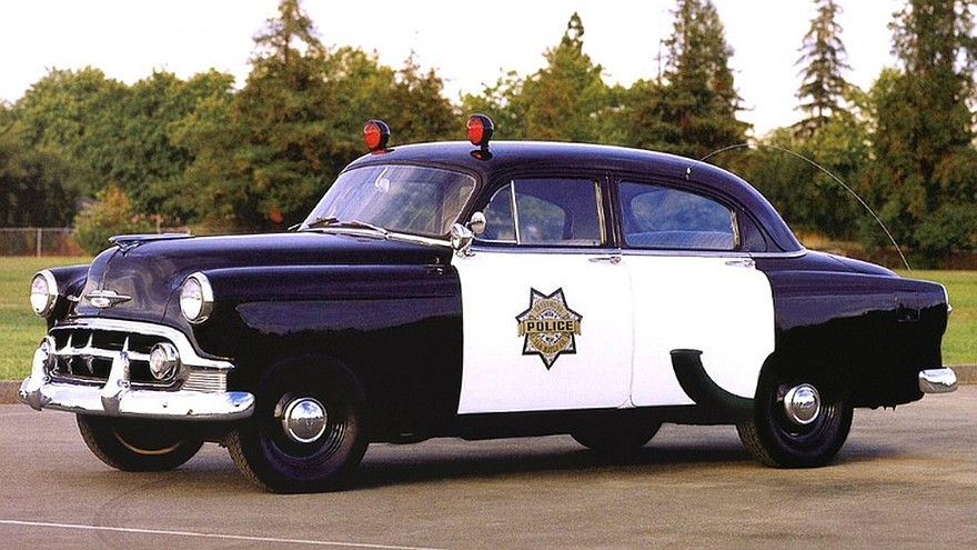 1953 chevrolet 150 полиция