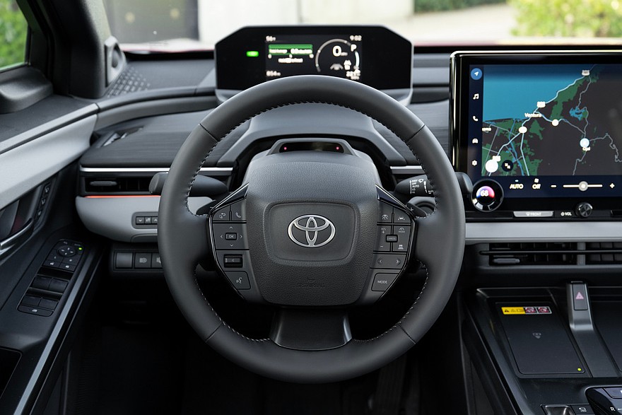 Toyota C-HR, комплектация XSE