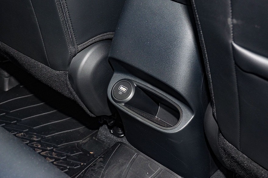 Старый, добрый, дорогой: тест-драйв Solaris HC