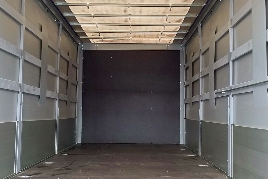 Маленький спальник, большой дизель и рациональный подход: тест-драйв  Sollers TR120