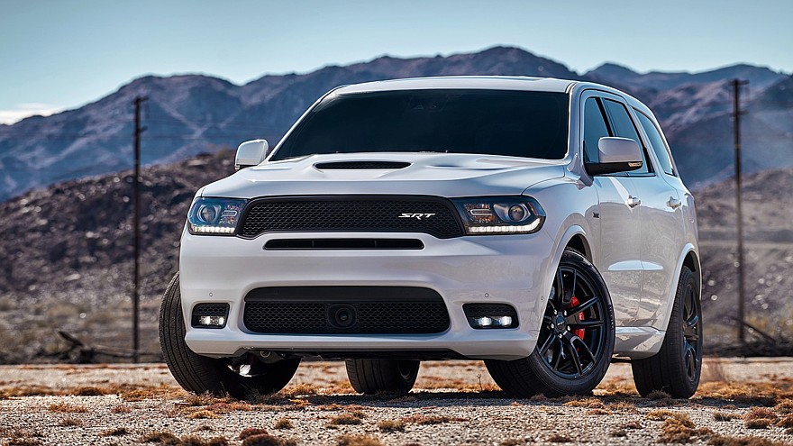 На фото: Dodge Durango SRT