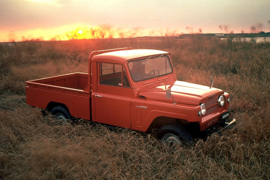 Nissan Patrol 60 (1960) отличался разнообразием версий