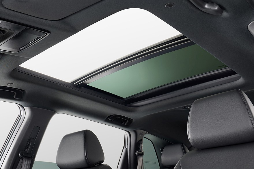 На фото: салон Honda CR-V e:HEV RS Black Edition