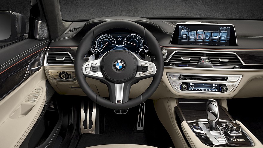 BMW M760Li xDrive