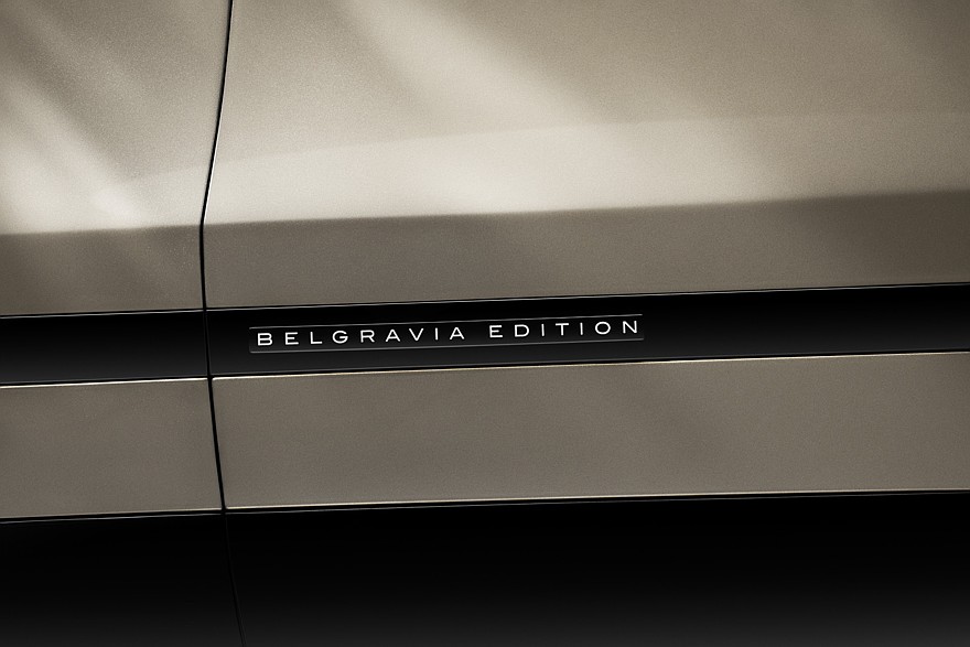 На фото: Range Rover Velar Belgravia Edition