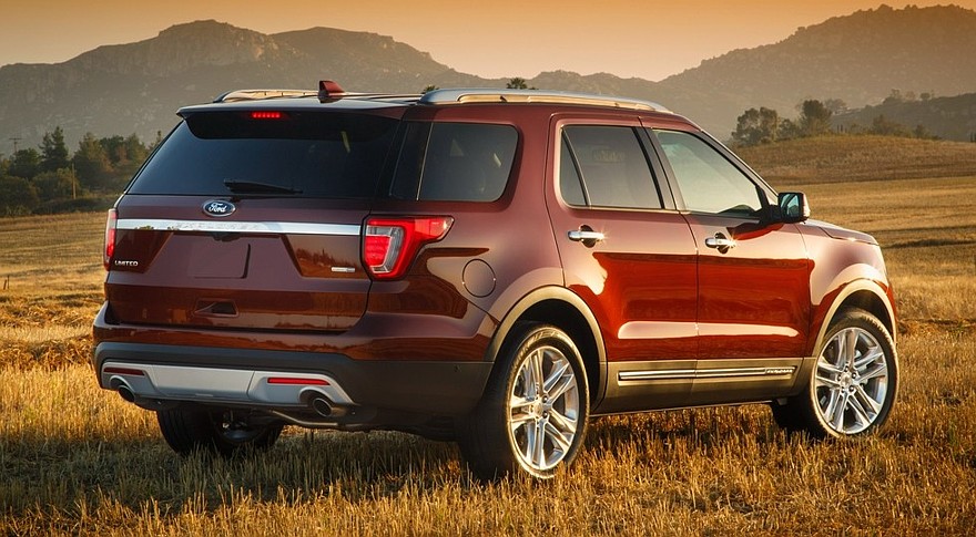 На фото: Ford Explorer