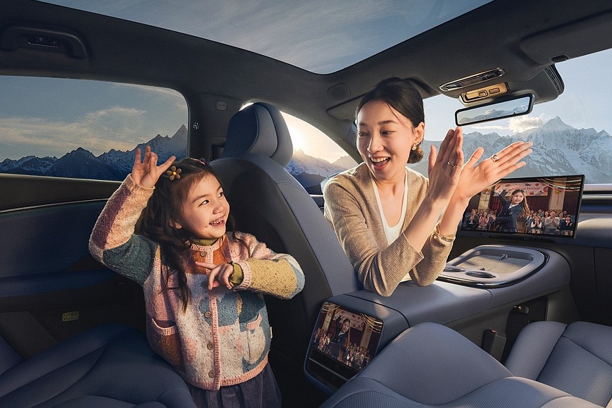 Гибридный Xpeng G7