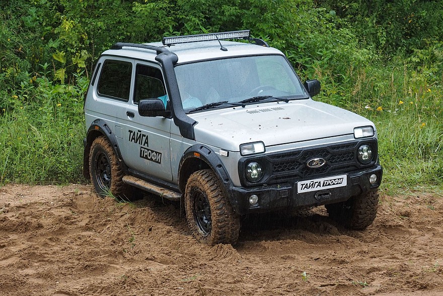 С завода – в грязь: тест-драйв Нива Тайга компании Промтех