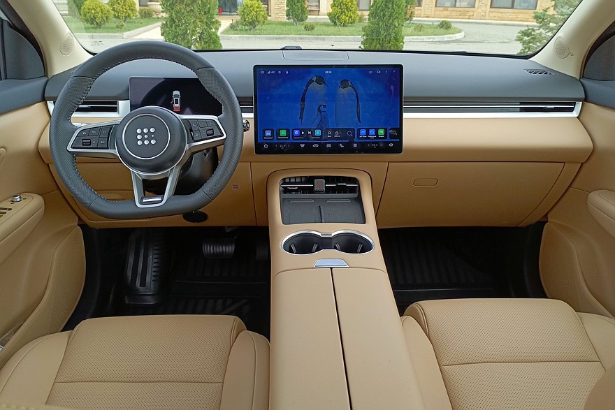 Выбираем кроссовер для дальних поездок: батарея, зарядка и запас хода от 1000 км