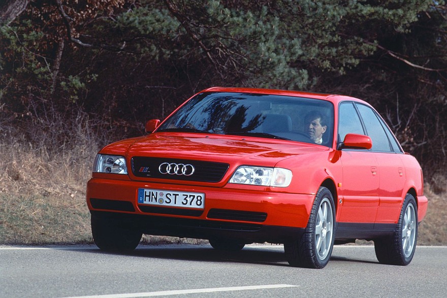 Спорт и бизнес: вспоминаем самые быстрые бизнес-седаны девяностых