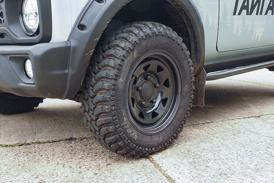 С завода – в грязь: тест-драйв Нива Тайга компании Промтех