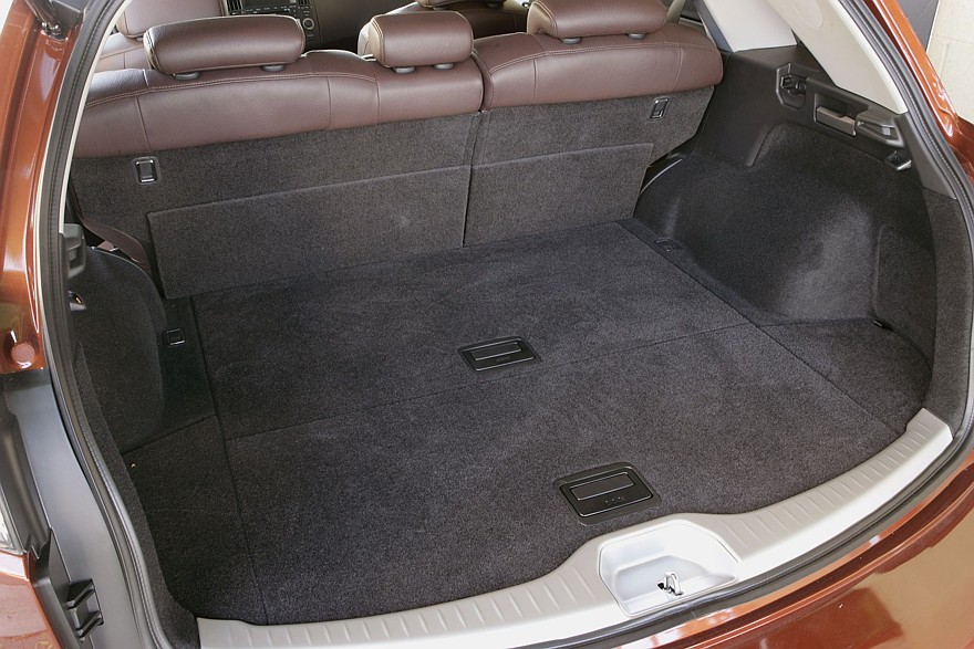 Багажник был не самой сильной стороной «финика». Впрочем, а кого это волновало?