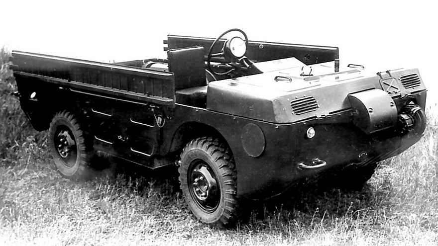 Машина ЗАЗ-967, приспособленная для управления из положения лежа (из архива НИИЦ АТ)