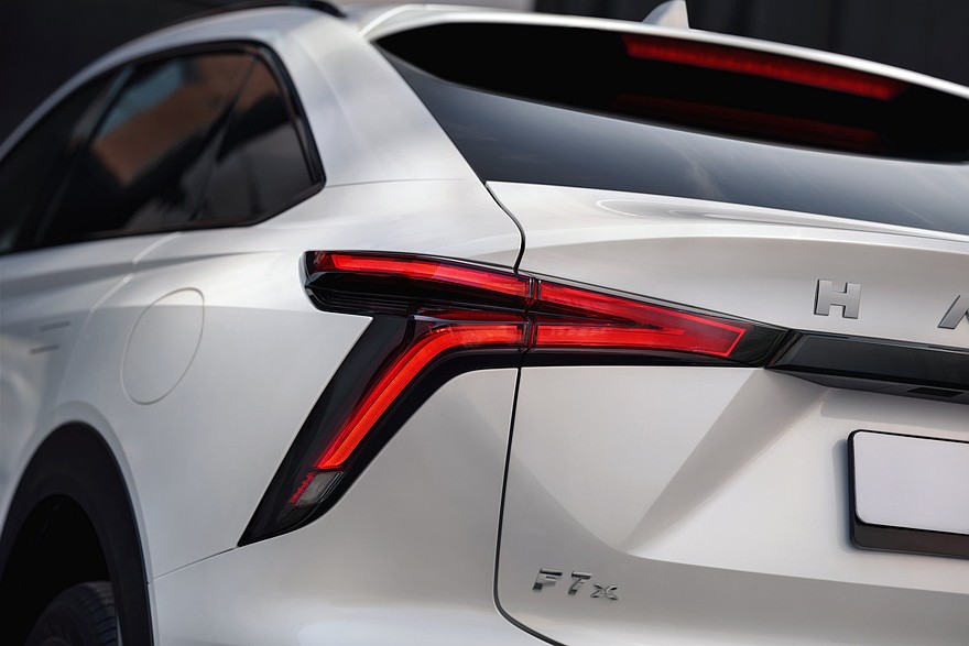 new-haval-f7x-14.jpg