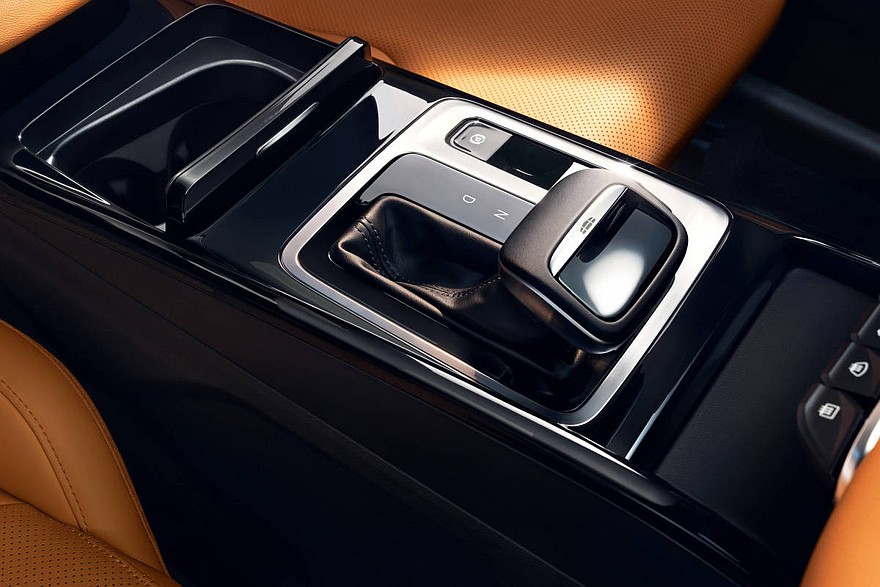 Обновленный Geely Binyue Super Edition