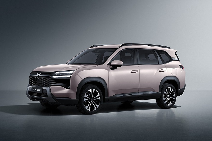 Wuling Starlight 560 от GM и SAIC: большой кроссовер за небольшие деньги