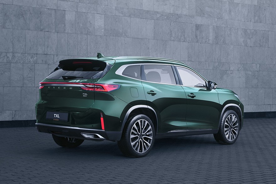 Покупаем Exeed TXL: что это за автомобиль и чем он интересен