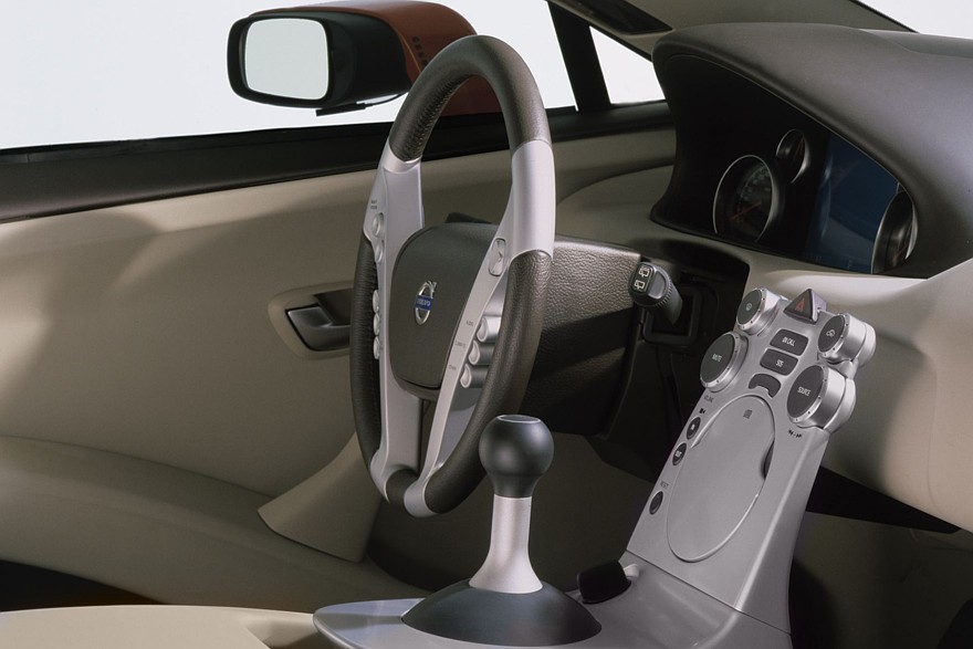 Купе несбывшихся надежд: как появился Volvo C30 и почему он провалился