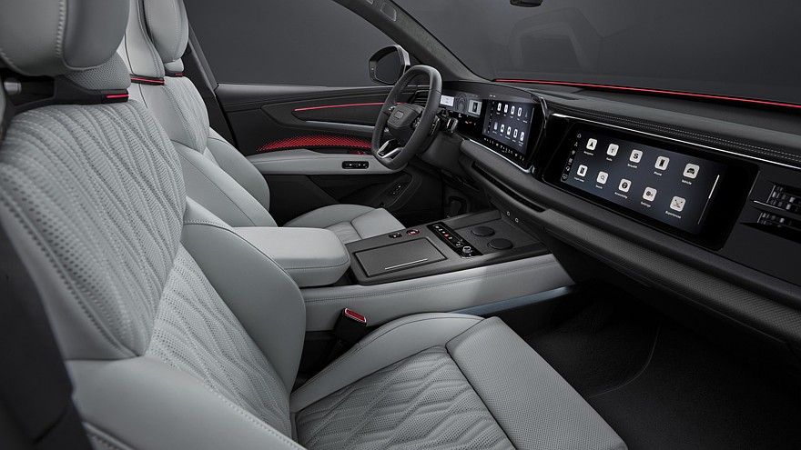 Флагманский кроссовер Audi Q9 готовится к скорой премьере: рассекречен салон