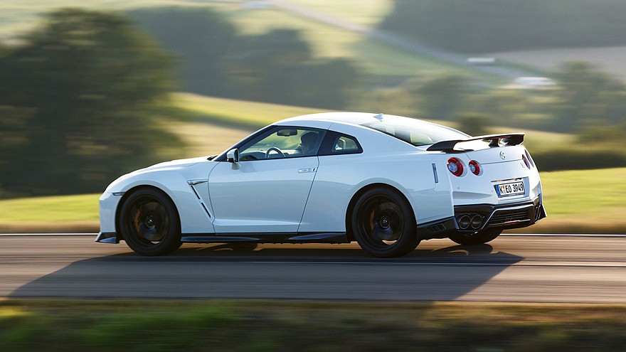 Nissan reveals full specs and pricing for thrilling new GT-R Tra