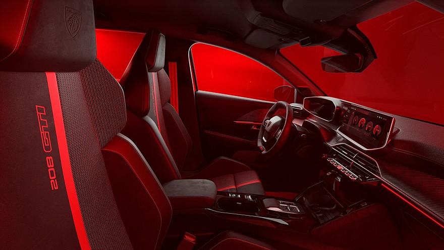 Салон концепта Peugeot E-208 GTi