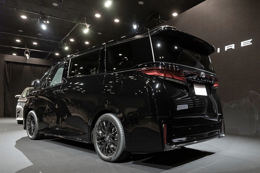 Toyota Vellfire 2022