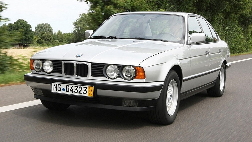 BMW 525i Sedan Worldwide (E34) '12.1987–94