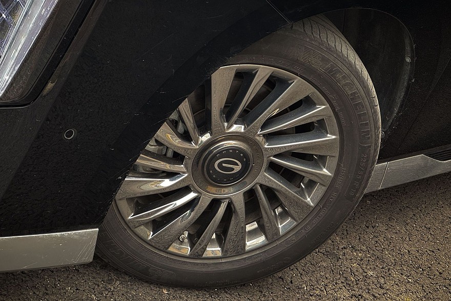 Световое шоу и режим SPA: тест-драйв GAC M8