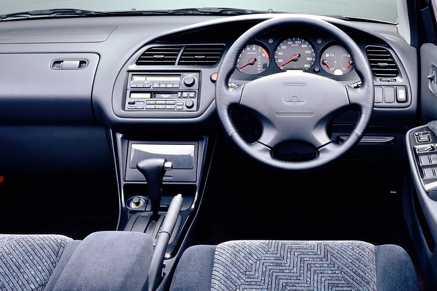 Торпедо Honda Accord 2.0LEV JP-spec (CF4) '09.1997–12.1998