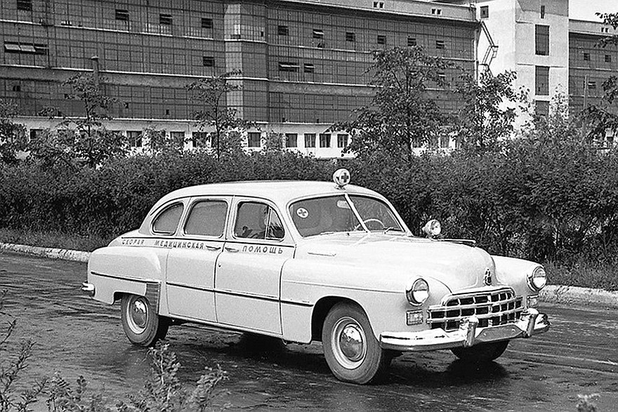 Первый лимузин из Горького: история разработки и судьба ЗИМ ГАЗ-12