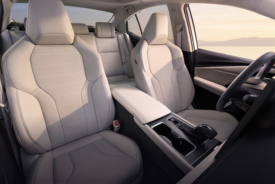Toyota Camry нового модельного года для Китая