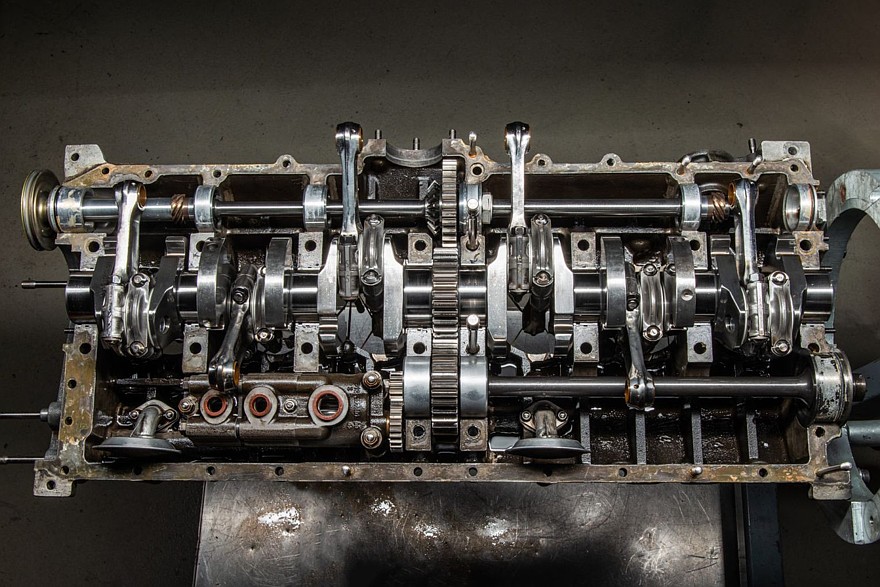 Porsche 917: убить пилота, унизить конкурентов, попасть под запрет и всё же стать легендой