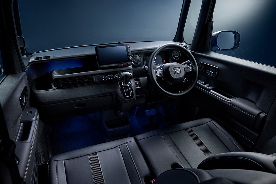 Обновленный Honda N-Box Custom Coordinate Style