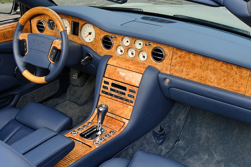Bentley Azure (2006-2009)