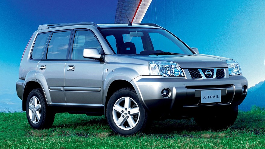 На фото: Nissan X-Trail '2004–07