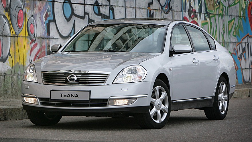 На фото: Nissan Teana (J31) '2006–08