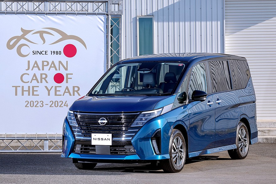 Лучшим автомобилем Японии признали Toyota, награды также получили BMW, Mitsubishi и Nissan5