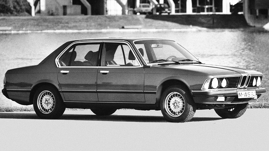 На фото: BMW 730 (E23) '1977–1979