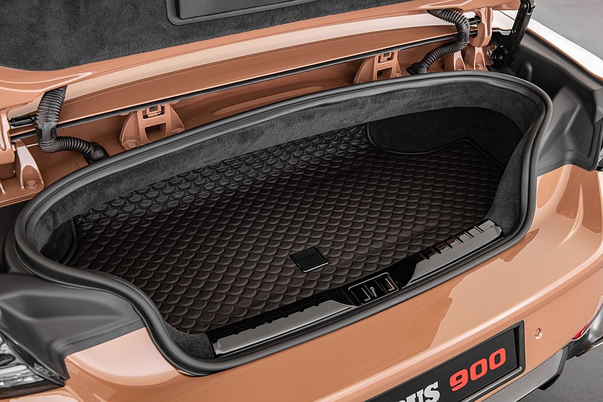 Первые Bentley от Brabus: форсированный V8, много карбона и полностью перешитый салон