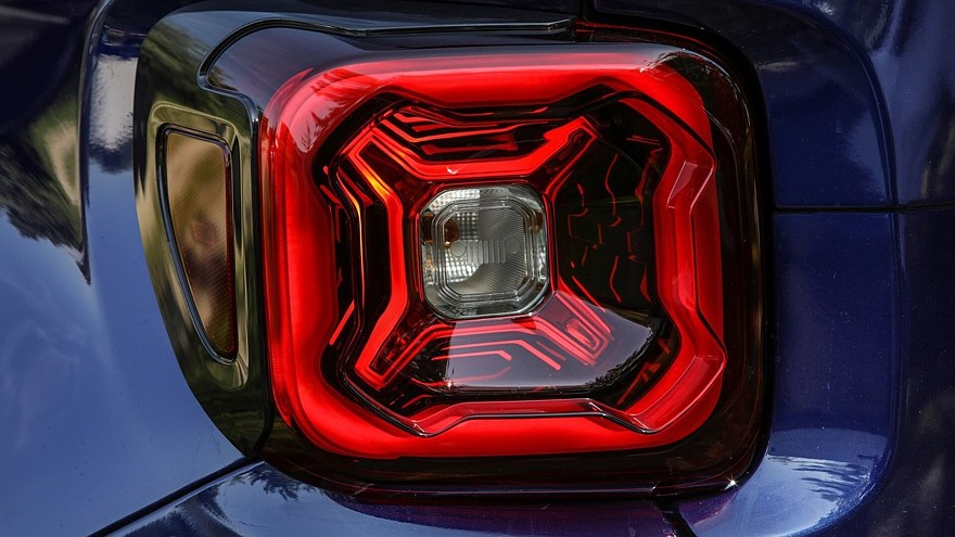 2019-jeep-renegade-facelift-euro-spec-teaser