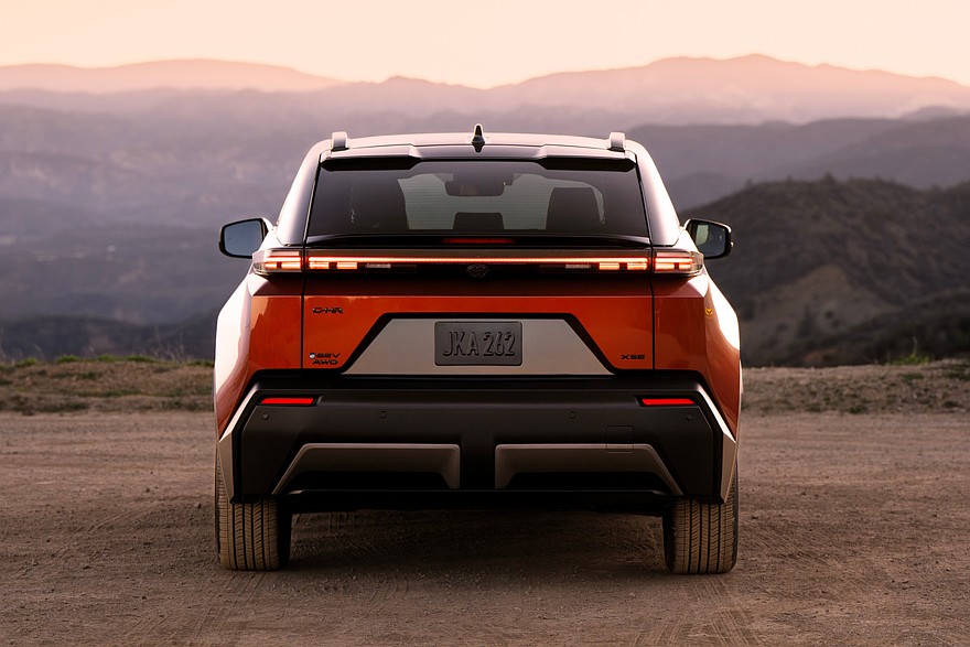 Toyota C-HR, комплектация XSE