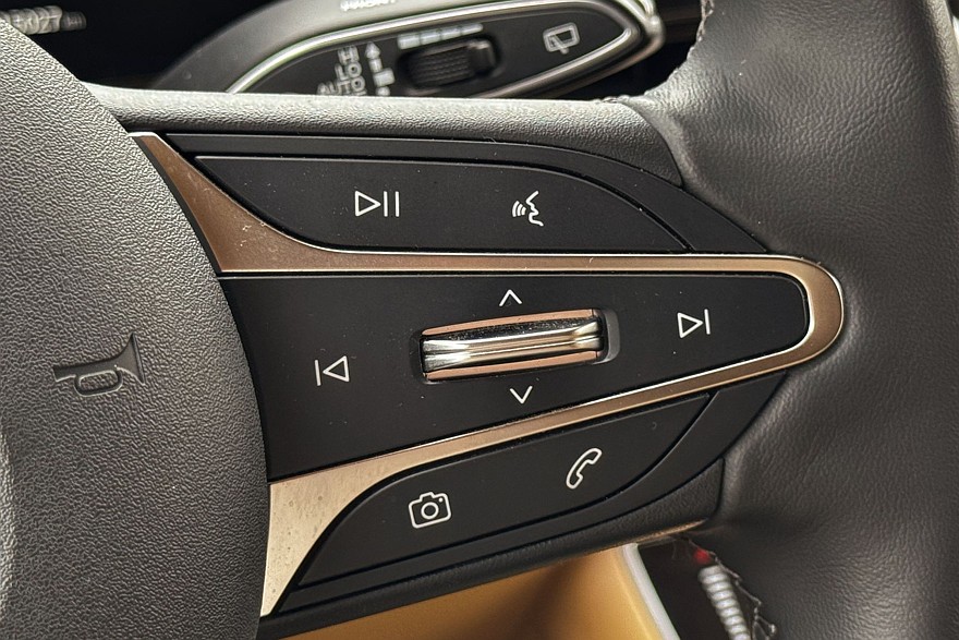 У нас есть премиальный минивэн дома: тест-драйв Voyah Dream