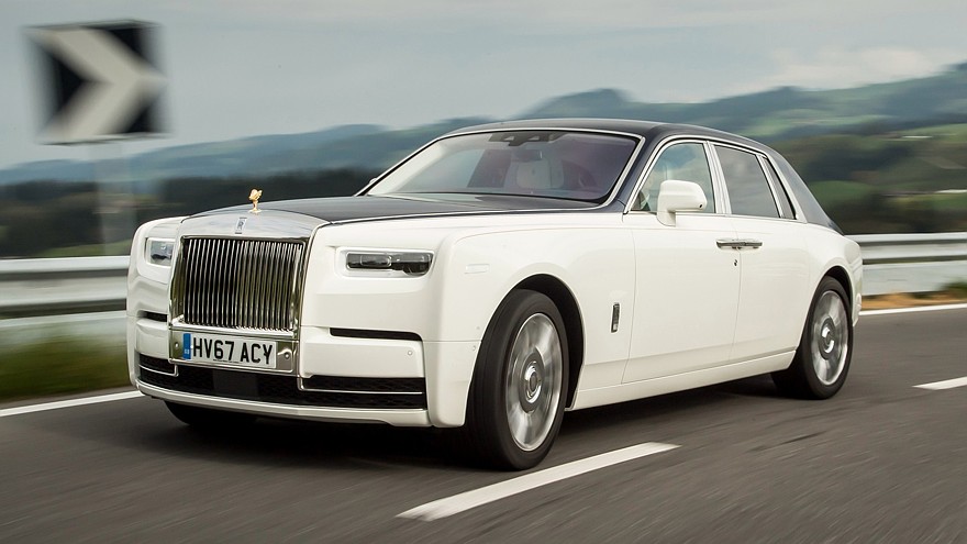 На фото: Rolls-Royce Phantom