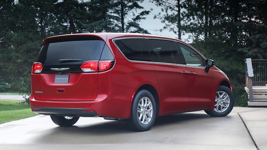 Интерьер Chrysler Pacifica