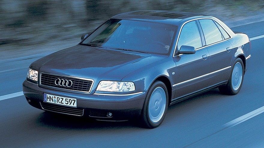 На фото? Audi A8 3.7 (D2) '1999–2002